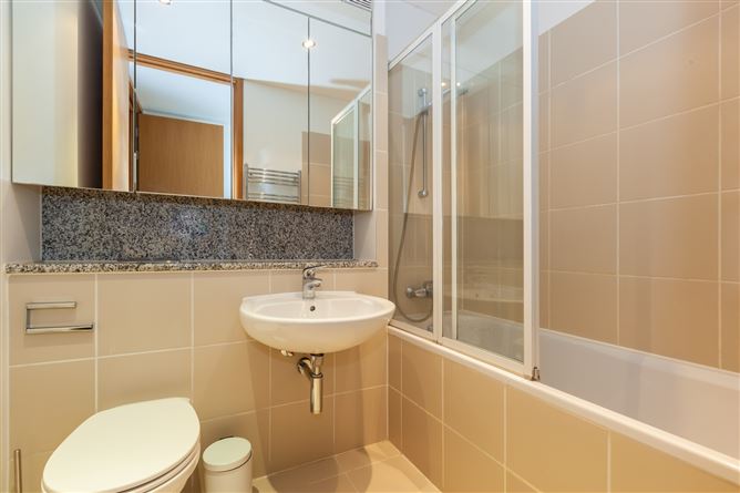 Apartment 18, Hill Of Down House, Spencer Dock, IFSC,   Dublin 1