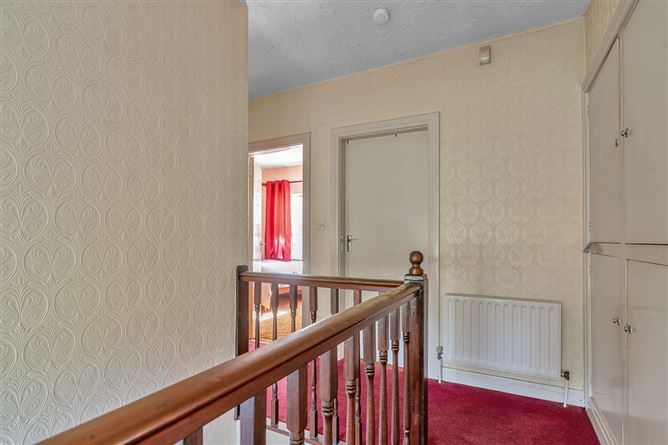 Crosscool House On c. 1.1 Acres, Edmondstown, Blessington, Wicklow