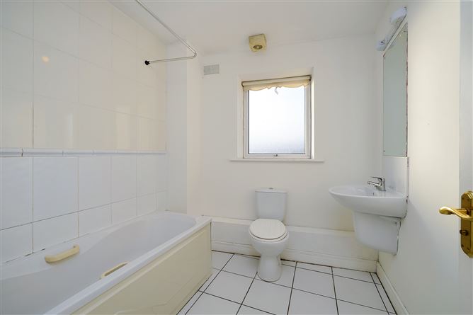 57 Mayeston Square, Finglas, Dublin 11