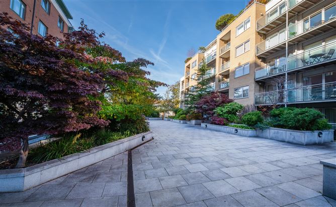 10 Alexandra Walk, Adelaide Square, Dublin County, Dublin