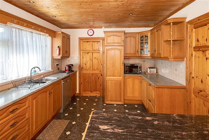 Kilbarrymeaden, Kill, Waterford