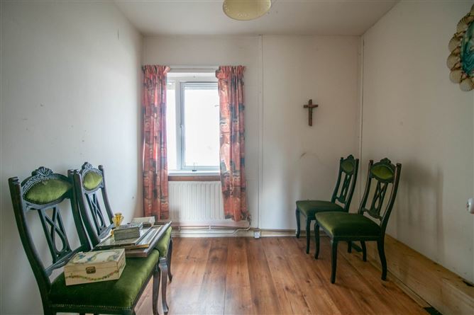 12 Percy French Park, Ballyjamesduff, County Cavan