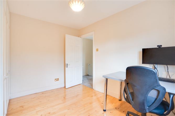 9 Hampton Park, St. Helens Wood, Booterstown, Co. Dublin