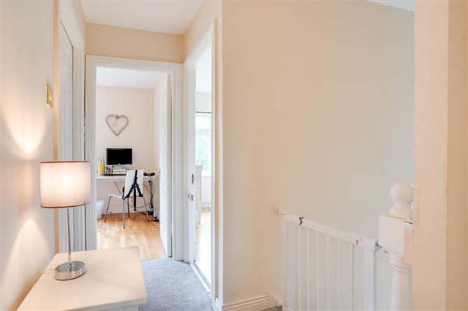 9 Hampton Park, St. Helens Wood, Booterstown, Co. Dublin