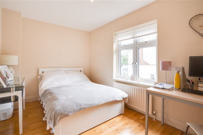 9 Hampton Park, St. Helens Wood, Booterstown, Co. Dublin