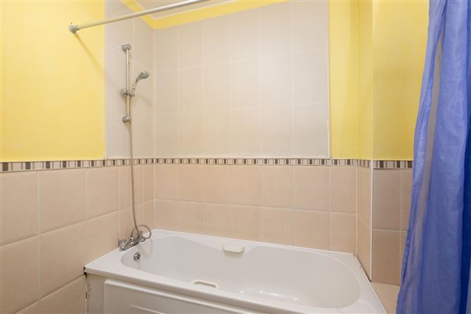 124C Aras na Cluaine, Clondalkin, Dublin 22