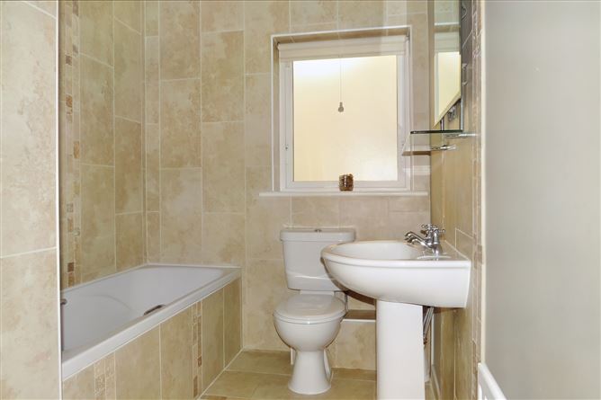 2 Orchard Heights, Charleville, Co. Cork
