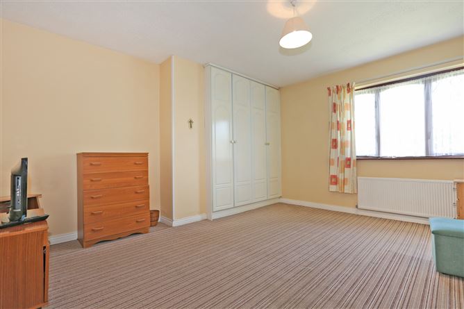 3 The Grove, Shannon, Co. Clare