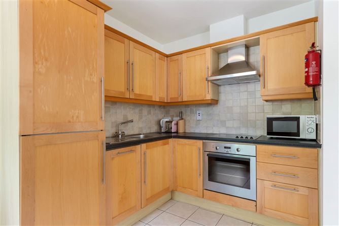 Apartment 5, Friarsland Crescent, Roebuck Road, Clonskeagh, Dublin 14, County Dublin