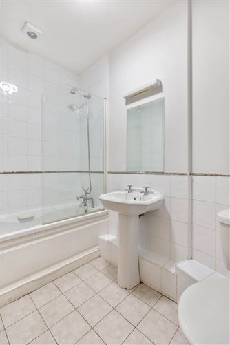 Apartment 5, Friarsland Crescent, Roebuck Road, Clonskeagh, Dublin 14, County Dublin