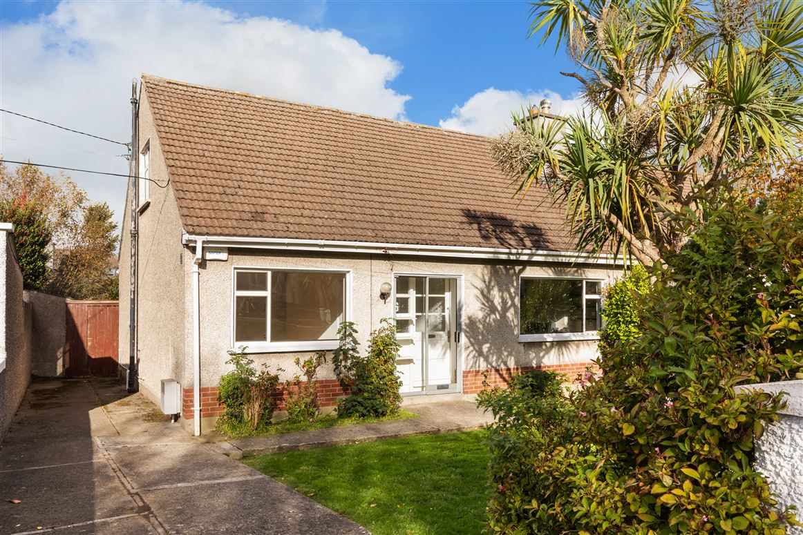 6 Oakley Park, Blackrock, County Dublin