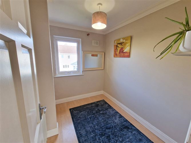 4 Lios Rua, Ballycasey, Shannon, Co. Clare