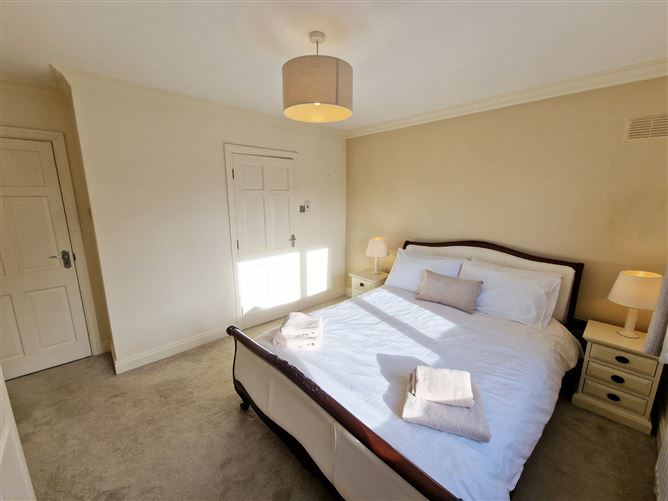 4 Lios Rua, Ballycasey, Shannon, Co. Clare