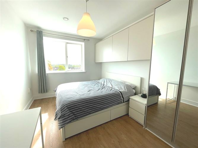 Crofton Hall, Hamilton Park, Castleknock, Dublin 15