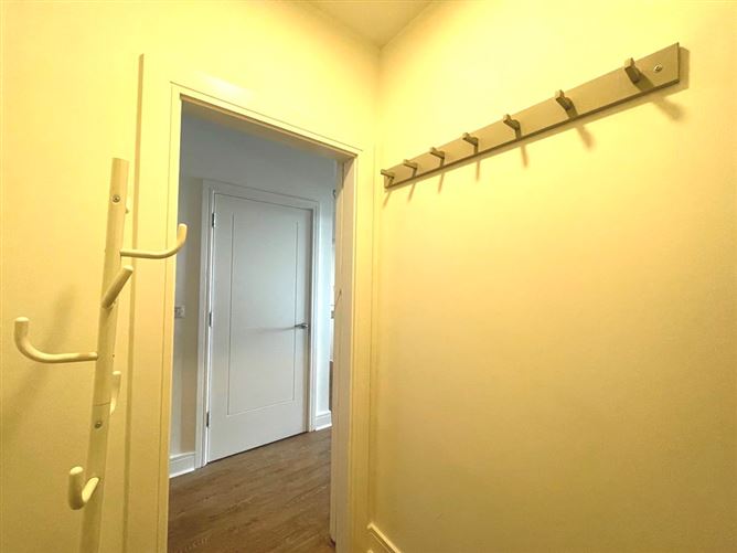 Crofton Hall, Hamilton Park, Castleknock, Dublin 15