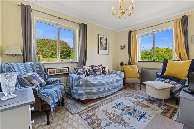 Photo 4 of 25 — 37 Bray Road, Loughlinstown, Co. Dublin