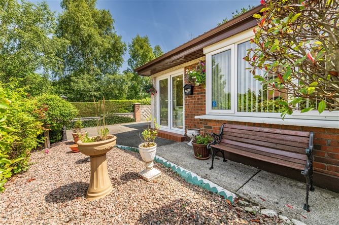 https://photos-a.propertyimages.ie/media/2/8/9/5010982/25ca0bed-ec84-41b2-9e11-9f51e2dadca3_l.jpg