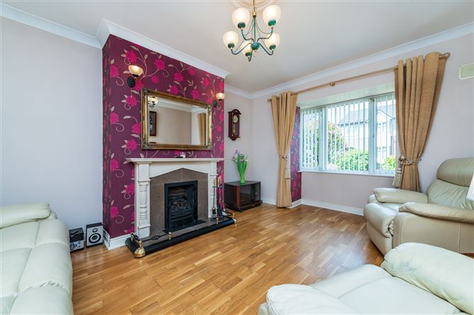 https://photos-a.propertyimages.ie/media/2/8/9/5010982/25ca0bed-ec84-41b2-9e11-9f51e2dadca3_l.jpg