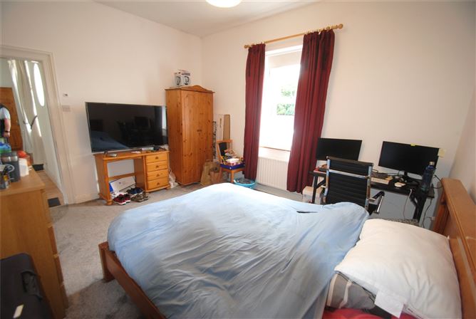 6 Church Avenue, Templemore, Co. Tipperary