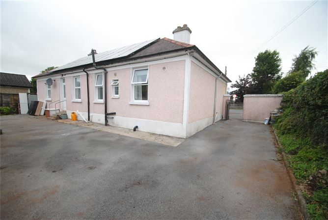6 Church Avenue, Templemore, Co. Tipperary