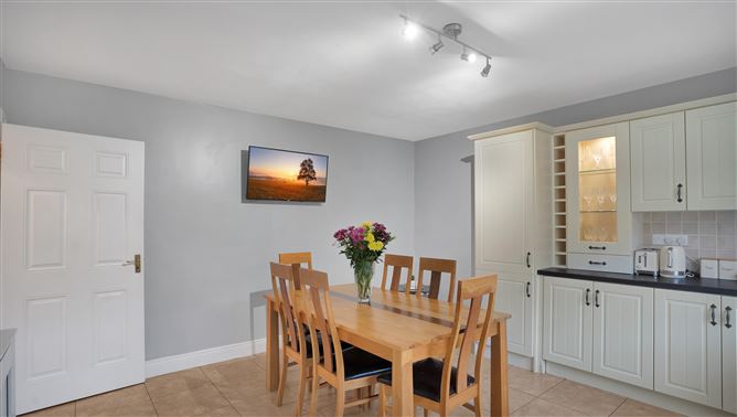 33 Rockfield Heights, Kingscourt, Cavan