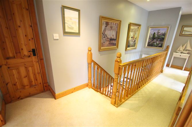 4 Heatherfield Lawn, Carrigaline, Cork