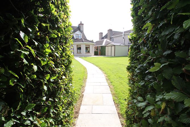 4 Heatherfield Lawn, Carrigaline, Cork