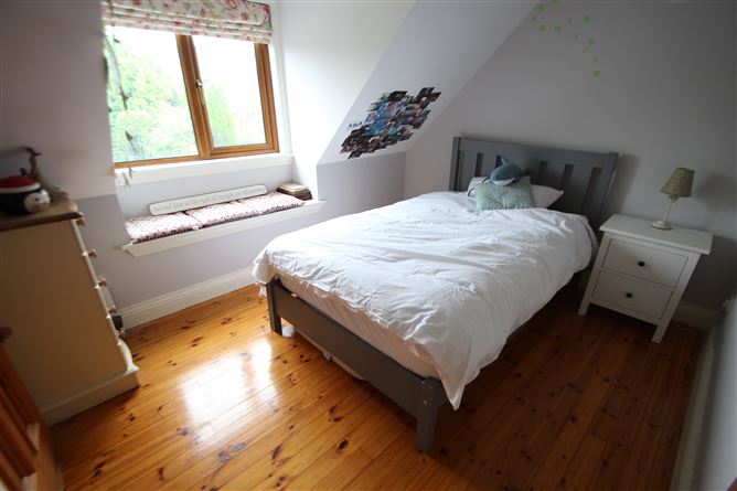 4 Heatherfield Lawn, Carrigaline, Cork