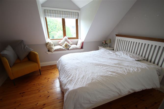 4 Heatherfield Lawn, Carrigaline, Cork