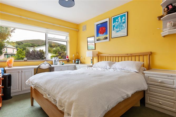 11 Shielmartin Road, Sutton, Dublin 13