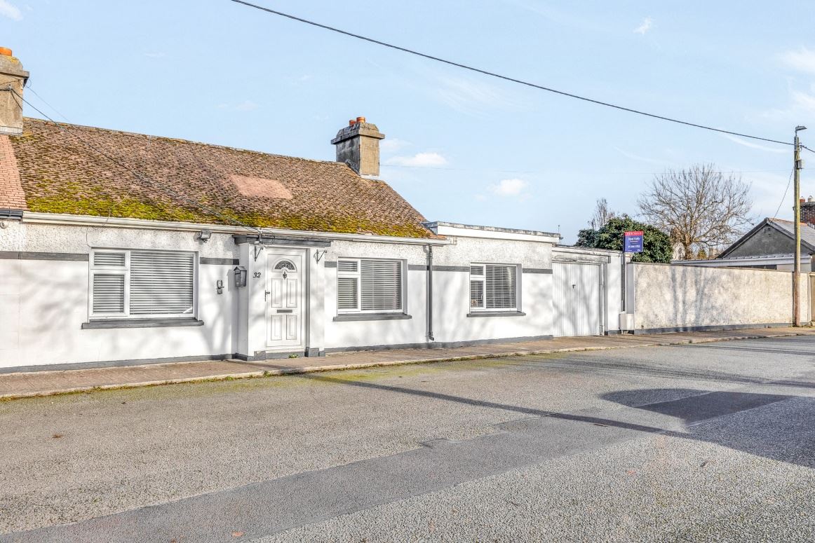 32 The Bawn Grove, Malahide,   County Dublin