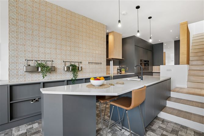 Photo 13 of 33 — 162 Corrib Road, Terenure, Dublin 6W