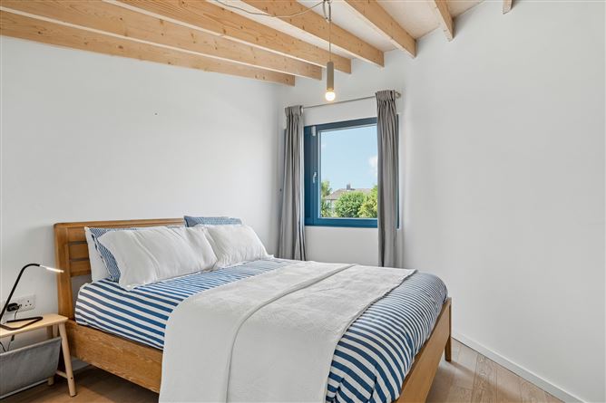 Photo 23 of 33 — 162 Corrib Road, Terenure, Dublin 6W