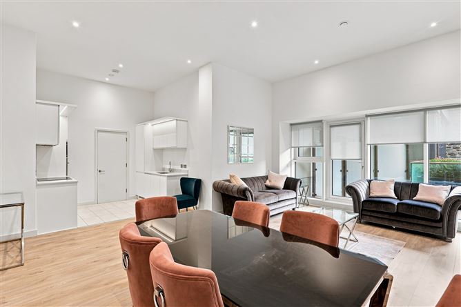 15 Hanover Court, Grand Canal Dk, Dublin 2