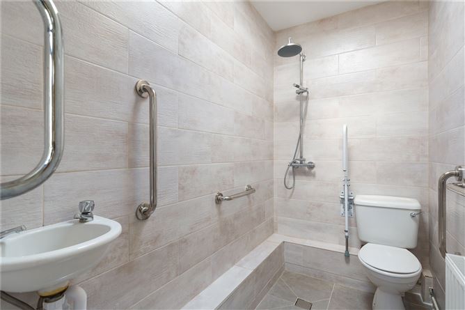 16 Gilford Terrace, Sandymount, Dublin 4