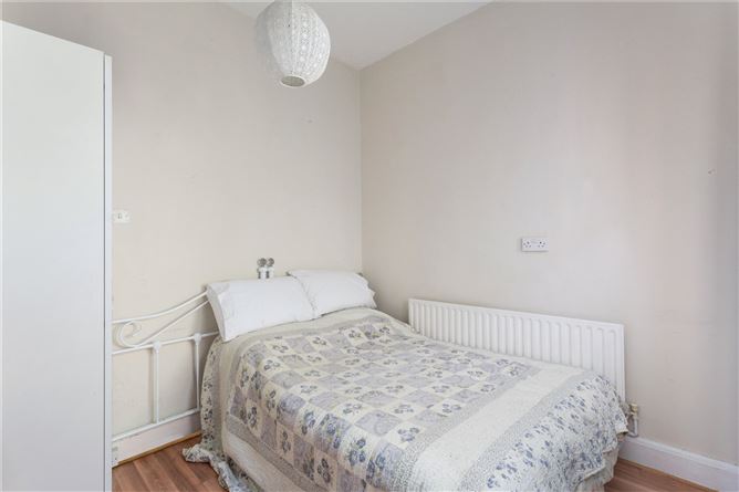 16 Gilford Terrace, Sandymount, Dublin 4