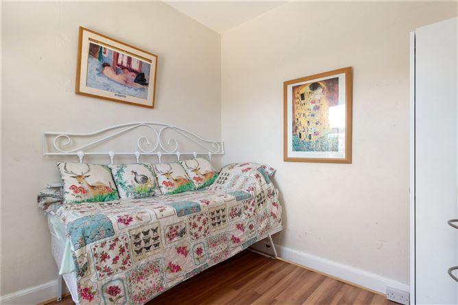 16 Gilford Terrace, Sandymount, Dublin 4