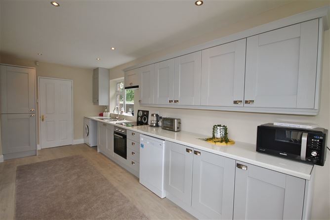 13 The Old Rectory, Chapel Hill, Lucan, Co. Dublin