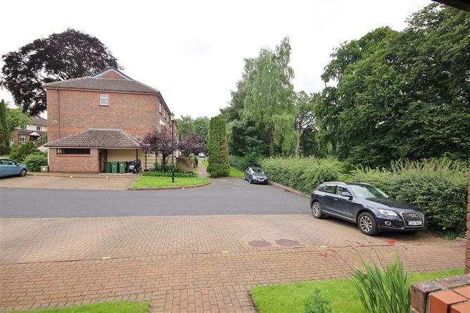 13 The Old Rectory, Chapel Hill, Lucan, Co. Dublin
