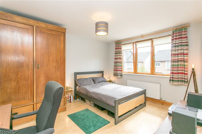 20 Belarmine Close, Stepaside, Dublin 18