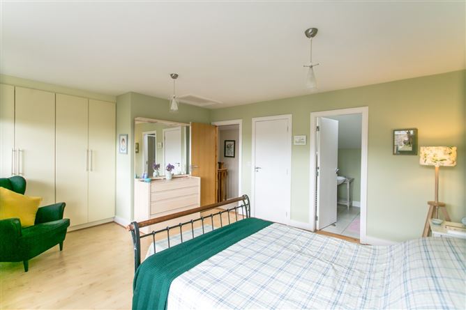 20 Belarmine Close, Stepaside, Dublin 18