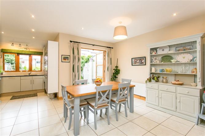20 Belarmine Close, Stepaside, Dublin 18