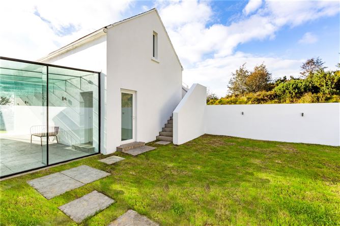 Old Welsh Farm, Athdown, Manor Kilbride, Blessington, Co. Wicklow