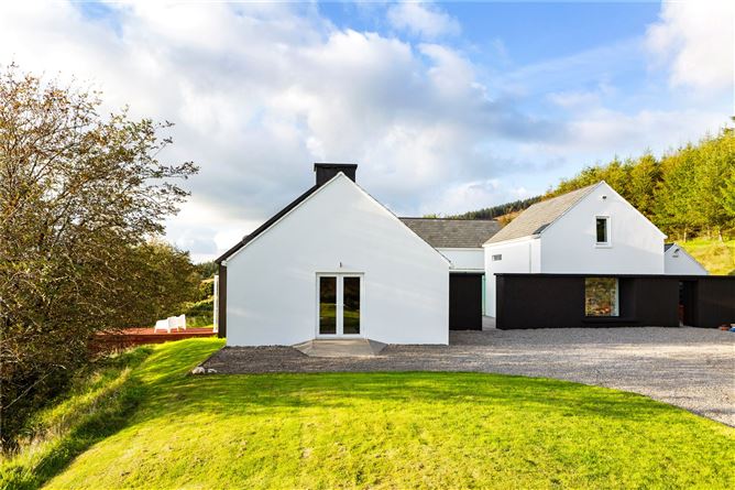 Old Welsh Farm, Athdown, Manor Kilbride, Blessington, Co. Wicklow