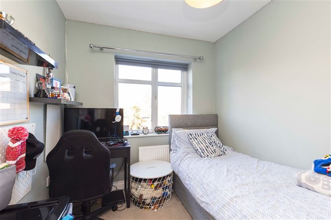 2 Somerville, Fairyhouse Road, Ratoath, Co. Meath
