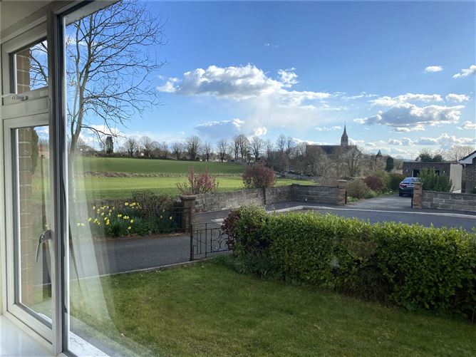 5 Laburnum Close, Ballyroan Road, Abbeyleix, Co. Laois