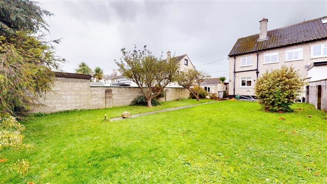 27 Rochestown Park, Dun Laoghaire, Co. Dublin