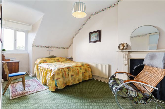 24 Cambridge Terrace, York Road, Dun Laoghaire, County Dublin