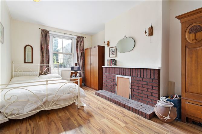 24 Cambridge Terrace, York Road, Dun Laoghaire, County Dublin