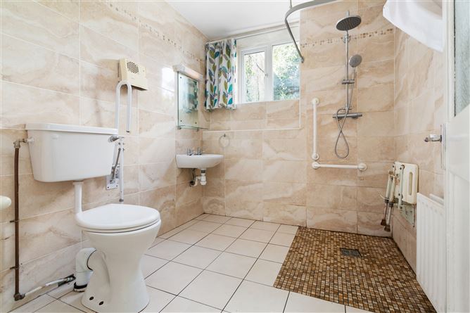 24 Cambridge Terrace, York Road, Dun Laoghaire, County Dublin